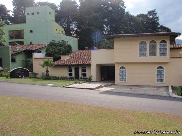 Hotel Portales Del Campestre Medellín Exterior foto